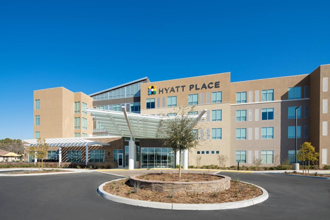 Hyatt Place Bakersfield Exterior photo